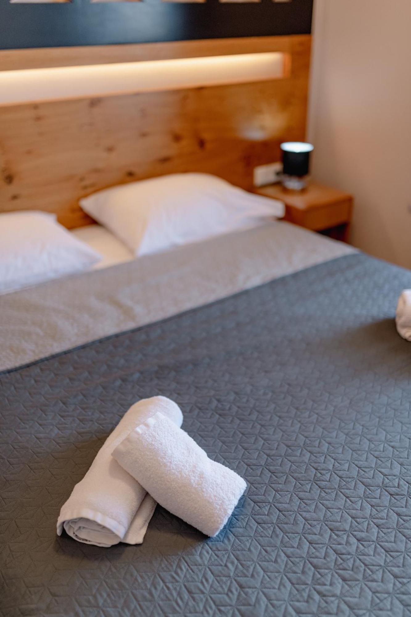 Zama Suites Città di Zante Esterno foto